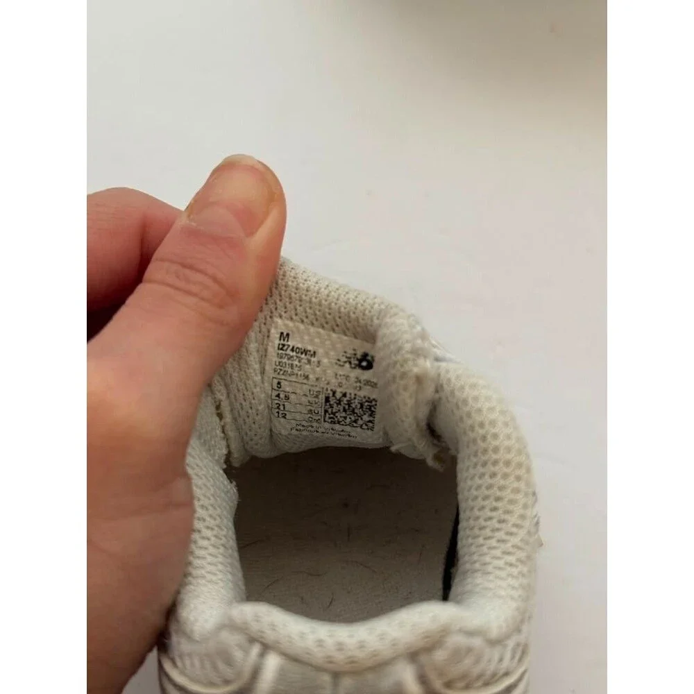 New Balance 740 Sneakers White Gray ABZORB Big Kids Size 5